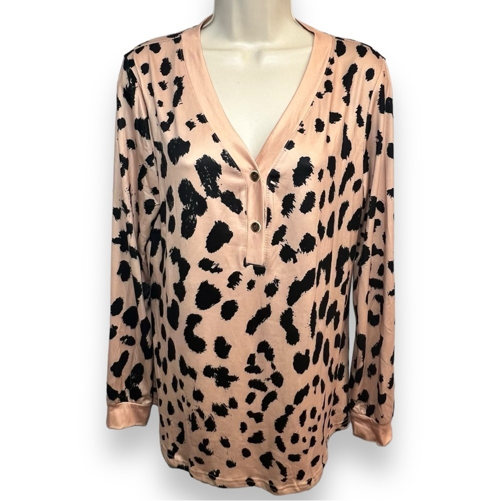 VotePretty Women’s Long Sleeve Henley Leopard Size Medium